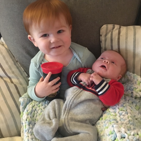 Meet your Posher, Lauren - Picture 3 of 4